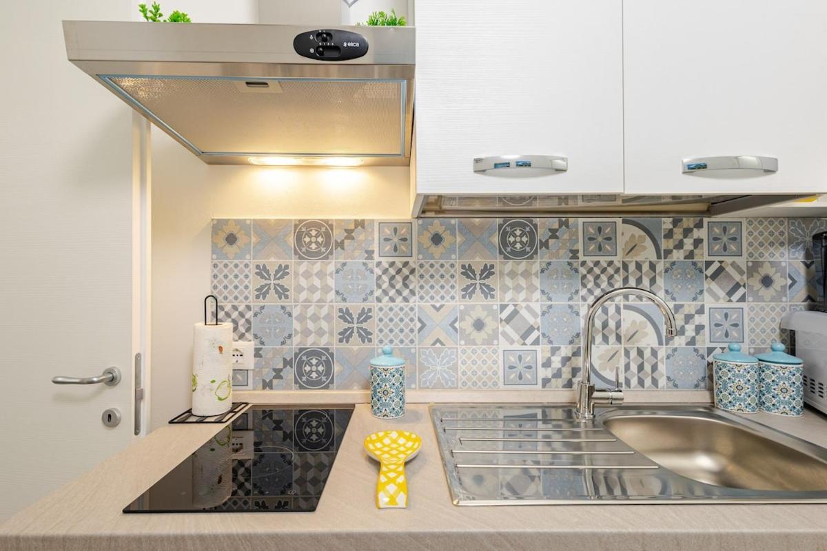 Stella Del Sud Apartment Palermo Bagian luar foto